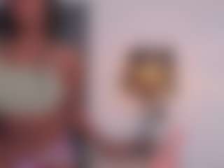 alanaromina's Live Sex Cam Show