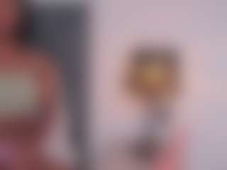 alanaromina's Live Sex Cam Show