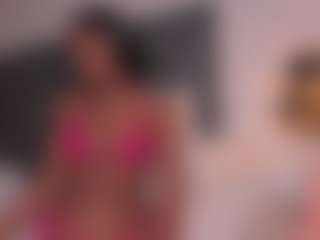alanaromina's Live Sex Cam Show