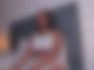 alanaromina's Live Sex Cam Show