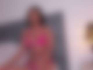 Live cam show with alanaromina - New Teen (18+) on Dare Cams