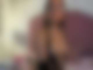 amelia-13's Live Sex Cam Show