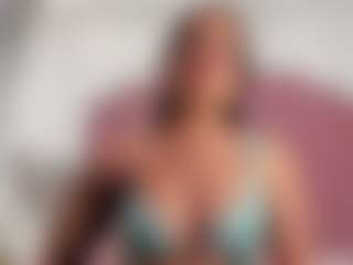 amelia-13's Live Sex Cam Show