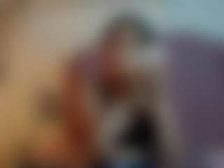 amelia-13's Live Sex Cam Show