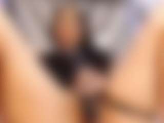 amelia-13's Live Sex Cam Show