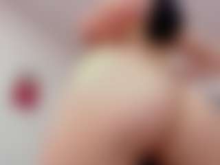amelia-13's Live Sex Cam Show