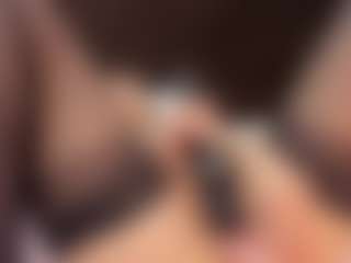 amelia-13's Live Sex Cam Show