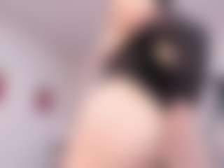 Live cam show with amelia-13 - Barelylegal on Camsoda