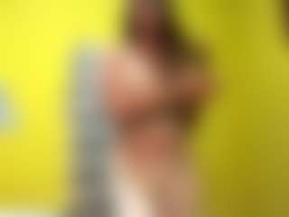 Live cam show with DanielaBaibak - New Latina on hotwifechat.live