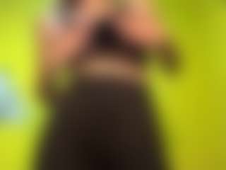 Live cam show with DanielaBaibak - Bikini on Uber Horny