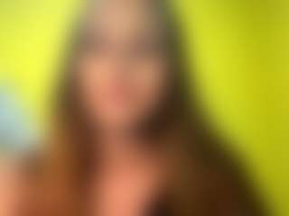 Live cam show with DanielaBaibak - Cute on Dolls Live