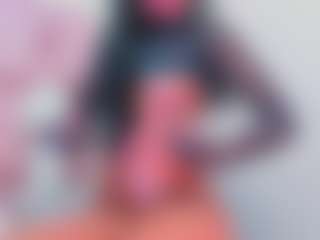 Live cam show with kamiiarias - Skinny on Camsoda