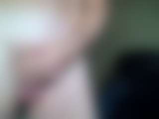 Kushbombz's Live Sex Cam Show