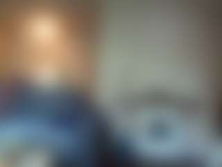 Kushbombz's Live Sex Cam Show
