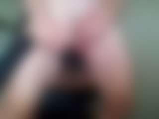 Kushbombz's Live Sex Cam Show