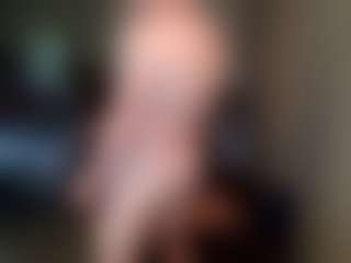 Live cam show with Kushbombz - Blowjob on CSO-WL