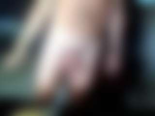 Kushbombz's Live Sex Cam Show
