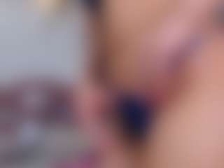 Live cam show with mahyolen - Facial on Camsoda