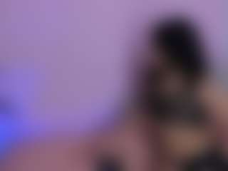 Live cam show with mahyolen - Striptease on pussylord.com