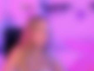 Live cam show with olivia-kit - Smoking on AdultVida.com