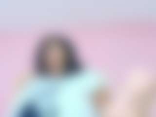 Live cam show with PlusSizeGoddess - Housewife on livesuperchat.net