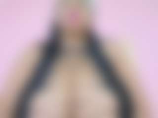 Live cam show with PlusSizeGoddess - Huge on Lustler