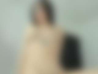 Live cam show with SalomeLust - New Teen (18+) on boobsie.com