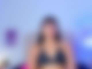 Live cam show with yensy-hott - Thick on TeamSkeetLive