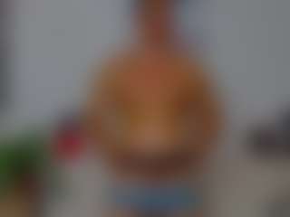 Live cam show with ZeinMiracles - Facial on Mixed Magazine Live