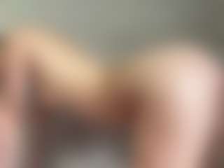 Live cam show with AvaEdson - Fingering on Dare Cams