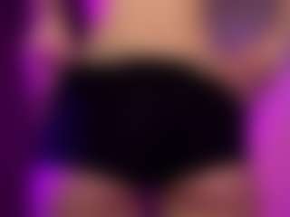 Live cam show with BeaPeria - Striptease on pussylord.com