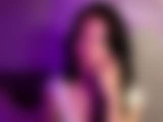 Live cam show with BeaPeria - Full Nudity on madthumbs