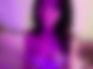 Live cam show with BeaPeria - Full Nudity on madthumbs