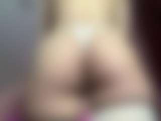 Live cam show with BeaPeria - Athletic Blowjob on testsause.com