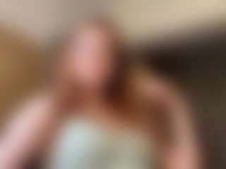 CarlineByler's Live Sex Cam Show