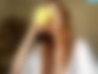 Live cam show with CarlineByler - College on Camsoda