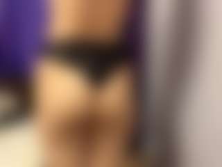 Live cam show with Hiko - Striptease Teen (18+) on Fling VIP Chat