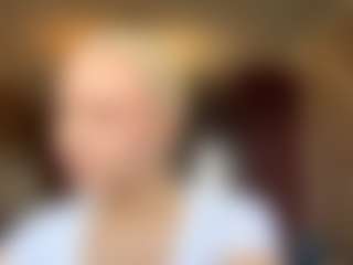 DeliaButkowski's Live Sex Cam Show