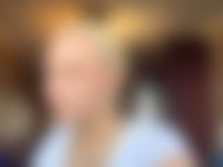 DeliaButkowski's Live Sex Cam Show