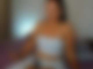 Live cam show with Eva-luxx - Role Play MILF on slutload