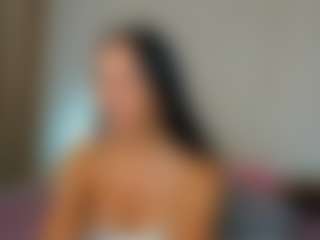 Live cam show with Eva-luxx - Skinny MILF on fapnchat