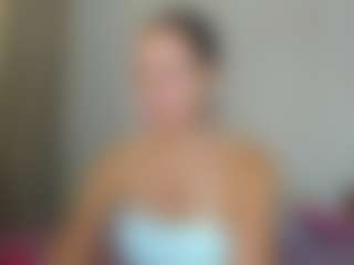 Live cam show with Eva-luxx - Dildo Or Vibrator MILF on Soda Cam