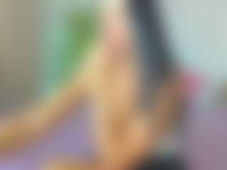 Live cam show with Eva-luxx - Bikini on Camming Site