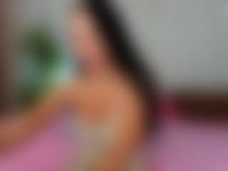 Live cam show with Eva-luxx - Smoking on CamwithHer