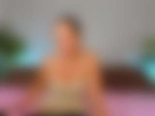 Live cam show with Eva-luxx - Camel Toe on StripNow