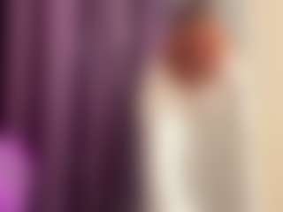 GlaydsDibiasi's Live Sex Cam Show