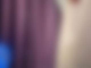 GlaydsDibiasi's Live Sex Cam Show