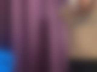 GlaydsDibiasi's Live Sex Cam Show