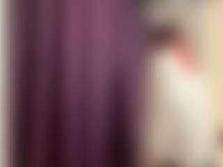 Live cam show with GlaydsDibiasi - College Brown Hair on CamClone