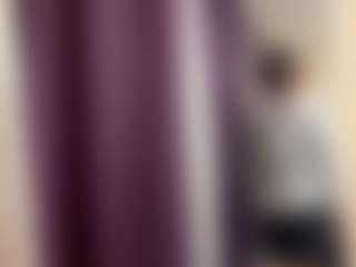 GlaydsDibiasi's Live Sex Cam Show
